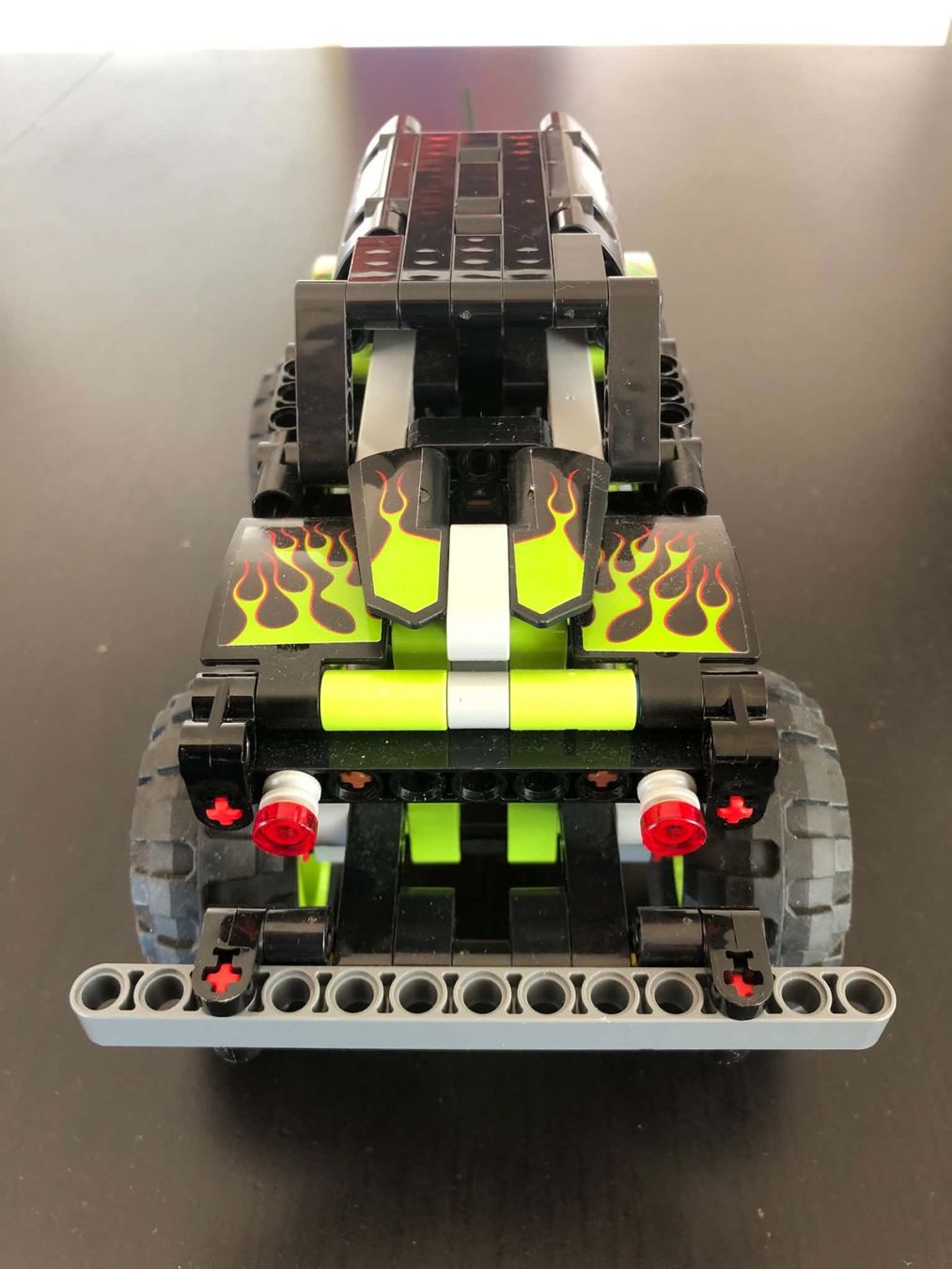 Lego Jouets: Lego Technic Monster Jam Grave Digger. – D'occasion à Nyon par BrocBox 2