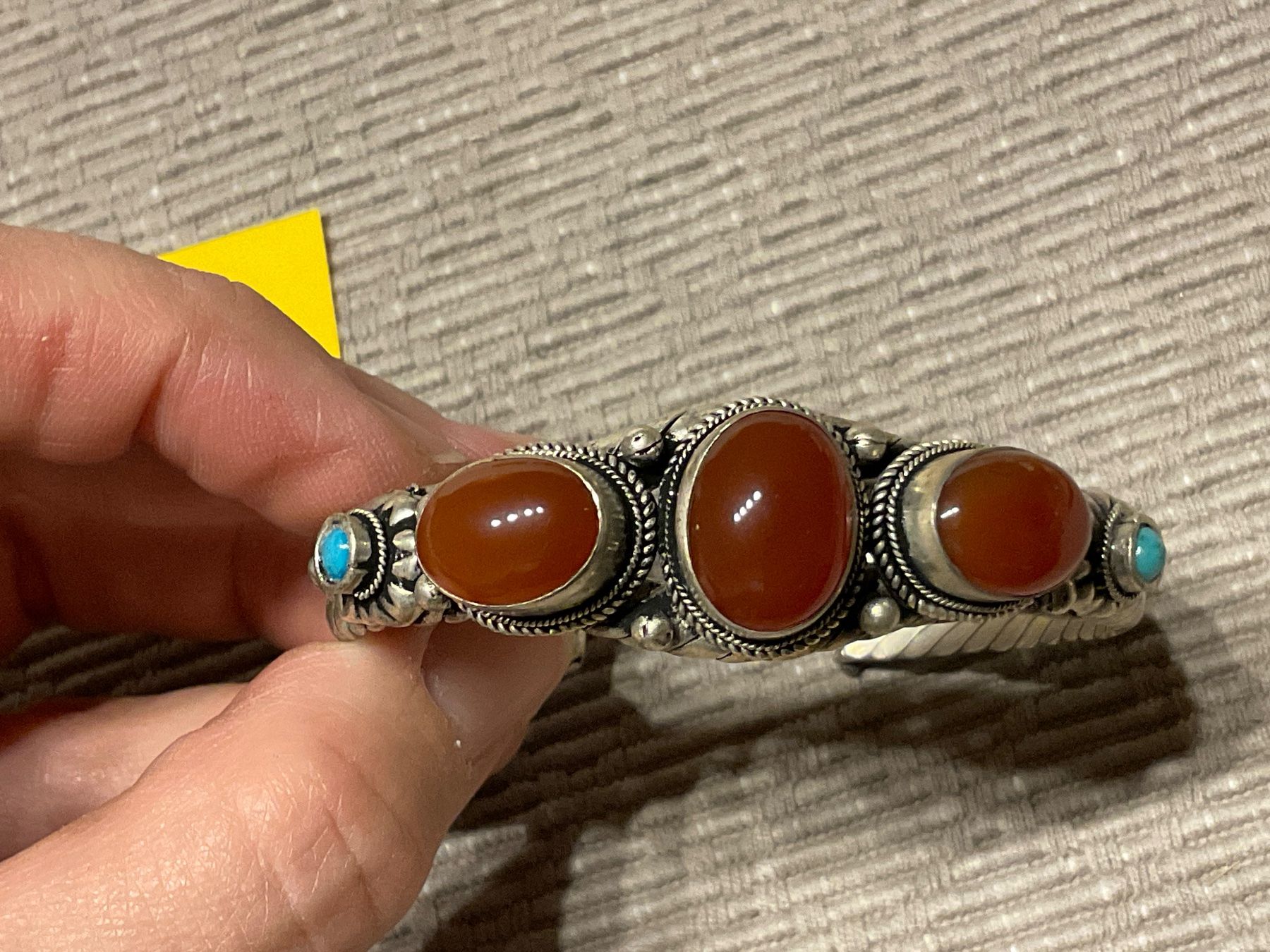 Armbänder & -reifen: Armband mit Steine – Gebraucht aus Rümlang von resale35 1