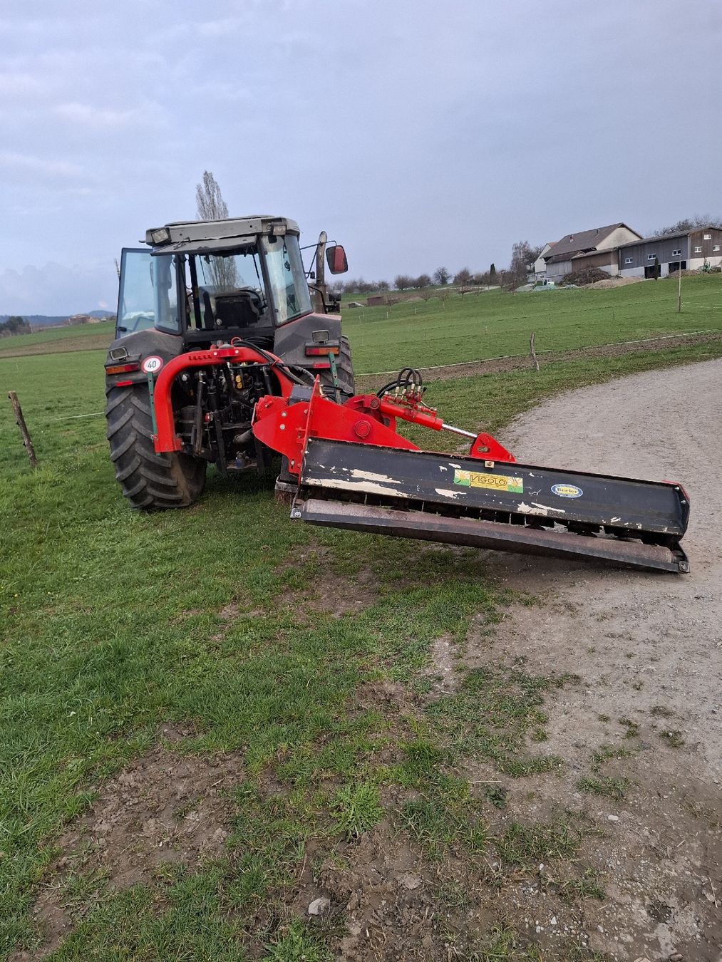Toutes les machines: Böschungsmäher Vigolo – D'occasion à Niederwil par jan_m7db 6
