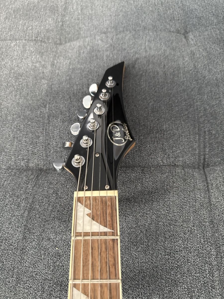Strumenti musicali: E-Gitarre mit Gurt, Top Zustand – Usato da Hunzenschwil venduto da Amblazing 3