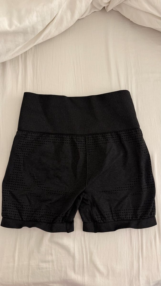 Gymshark Leggings: Gymshark Shorts XS – Nuovo (secondo la descrizione) da St. Gallen venduto da Lxra145 1