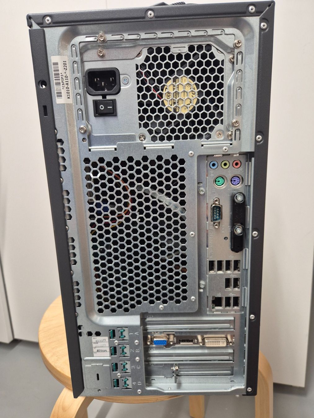 Fujitsu PC: FUJITSU ESPRIMO P9900 – Usato da Sitterdorf venduto da Lenggi7 1