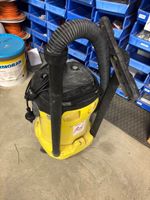 Kärcher Industriesauger (Lot 105) 2504 Biel