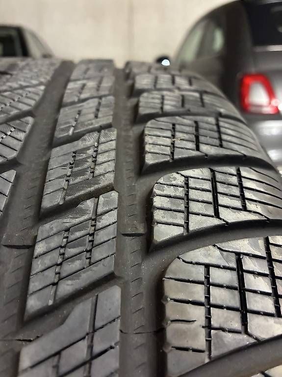 Sonstiges Schreiben & Zeichnen: Winterreifen Pirelli 325 35 22 – Gebraucht aus Neuenhof von Gt5.Performance_ 3