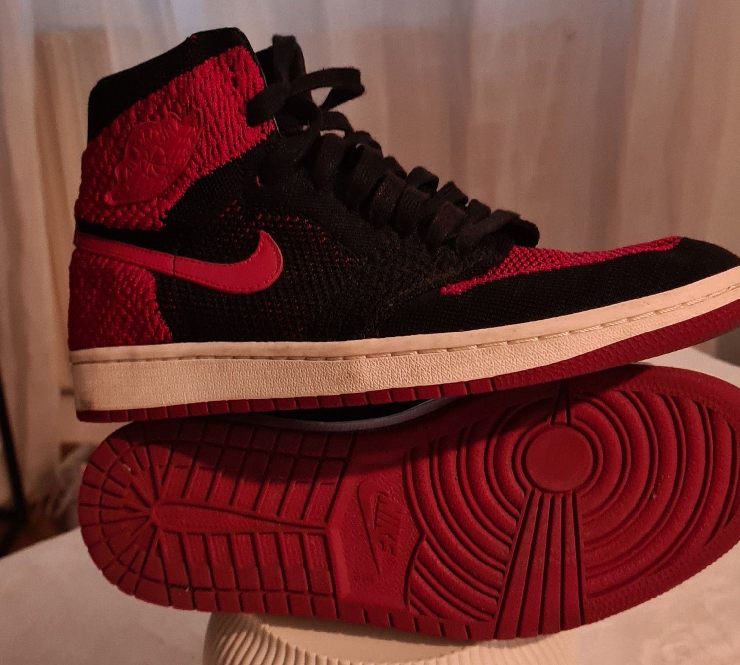 Jordan Scarpe da uomo: Jordan 1 Retro High FlyKnit – Usato da Carouge GE venduto da LidieLot 2