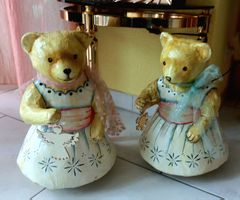 Niedliche Bärli-Figuren im Kleid,  2 Stk.🐻 ❄️...