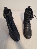 Schwarze Boots, Stiefeletten mit Schnallen, Grösse 40