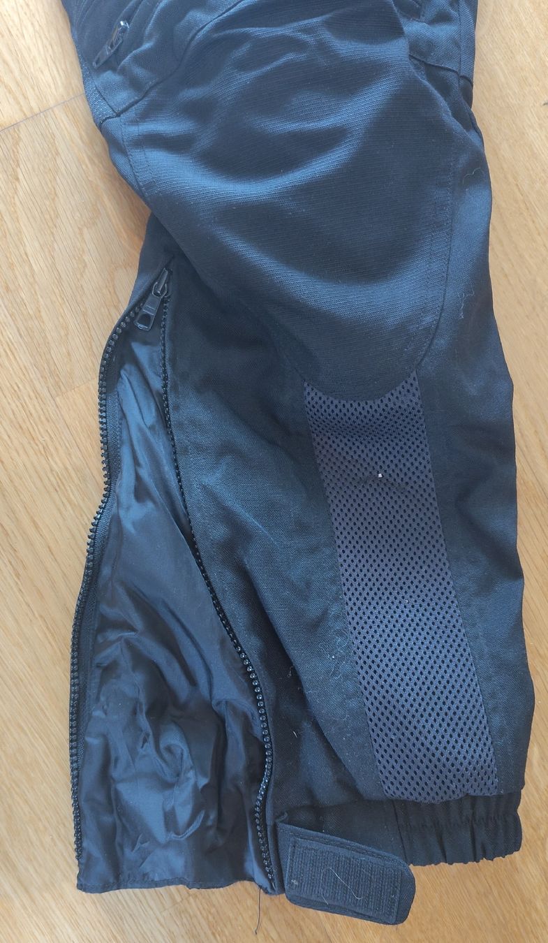 IXS Pantaloni: Motorradhose von IXS – Usato da Luzern venduto da felixet 4
