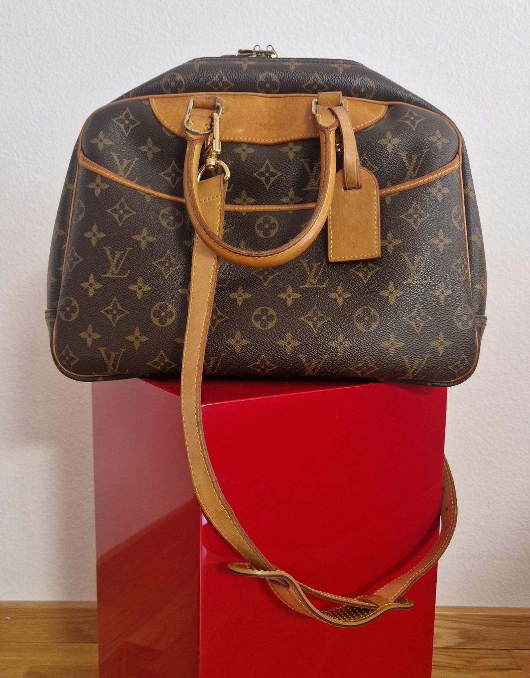 Louis Vuitton Borse da donna: Original Louis Vuitton Bag – Usato da Bern venduto da Dekthai