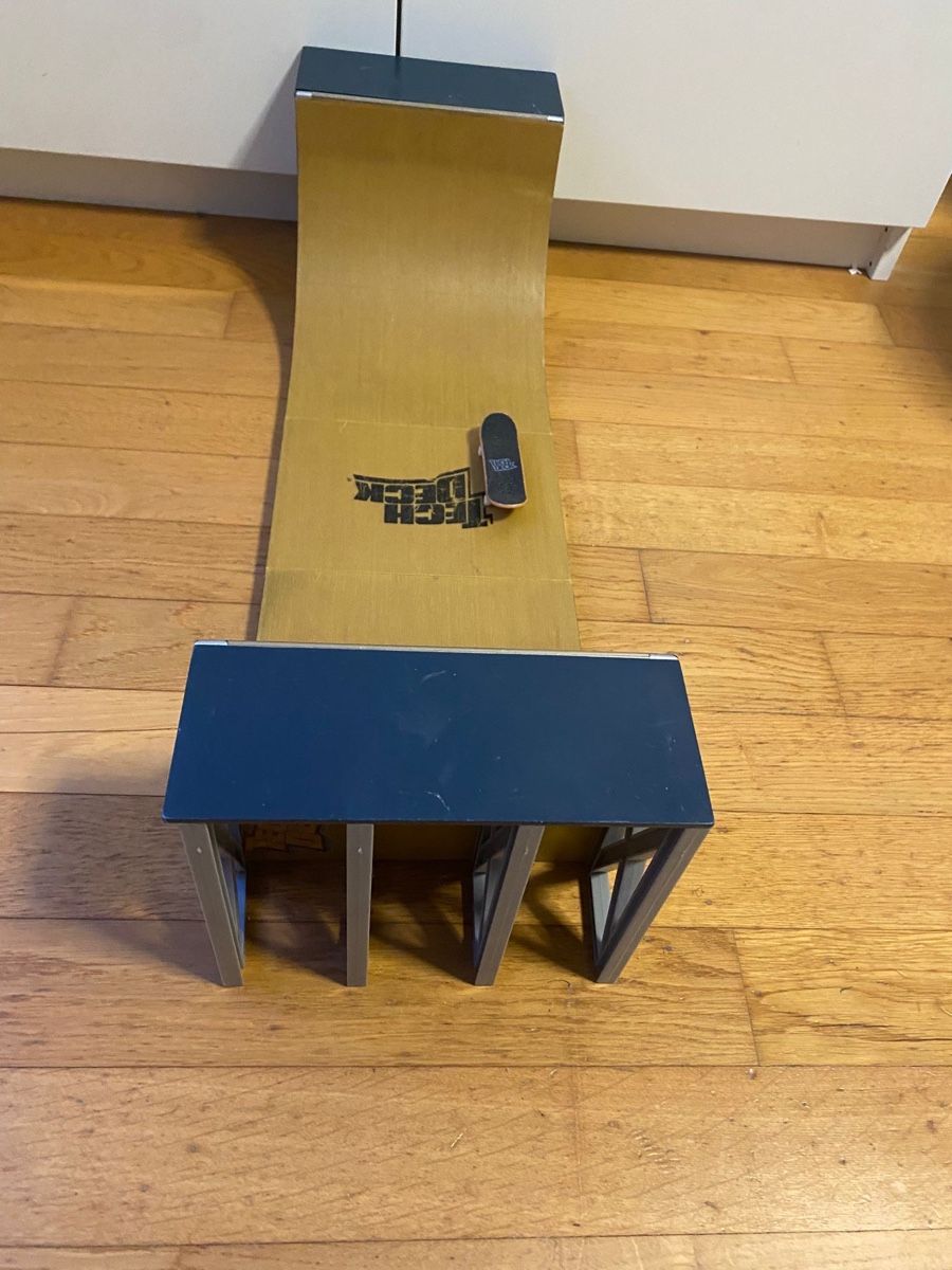 Giocattoli: Tech Deck Halfpipe - Perfekt für Fingerboard-Tricks – Usato da Binningen venduto da sbs1979 1