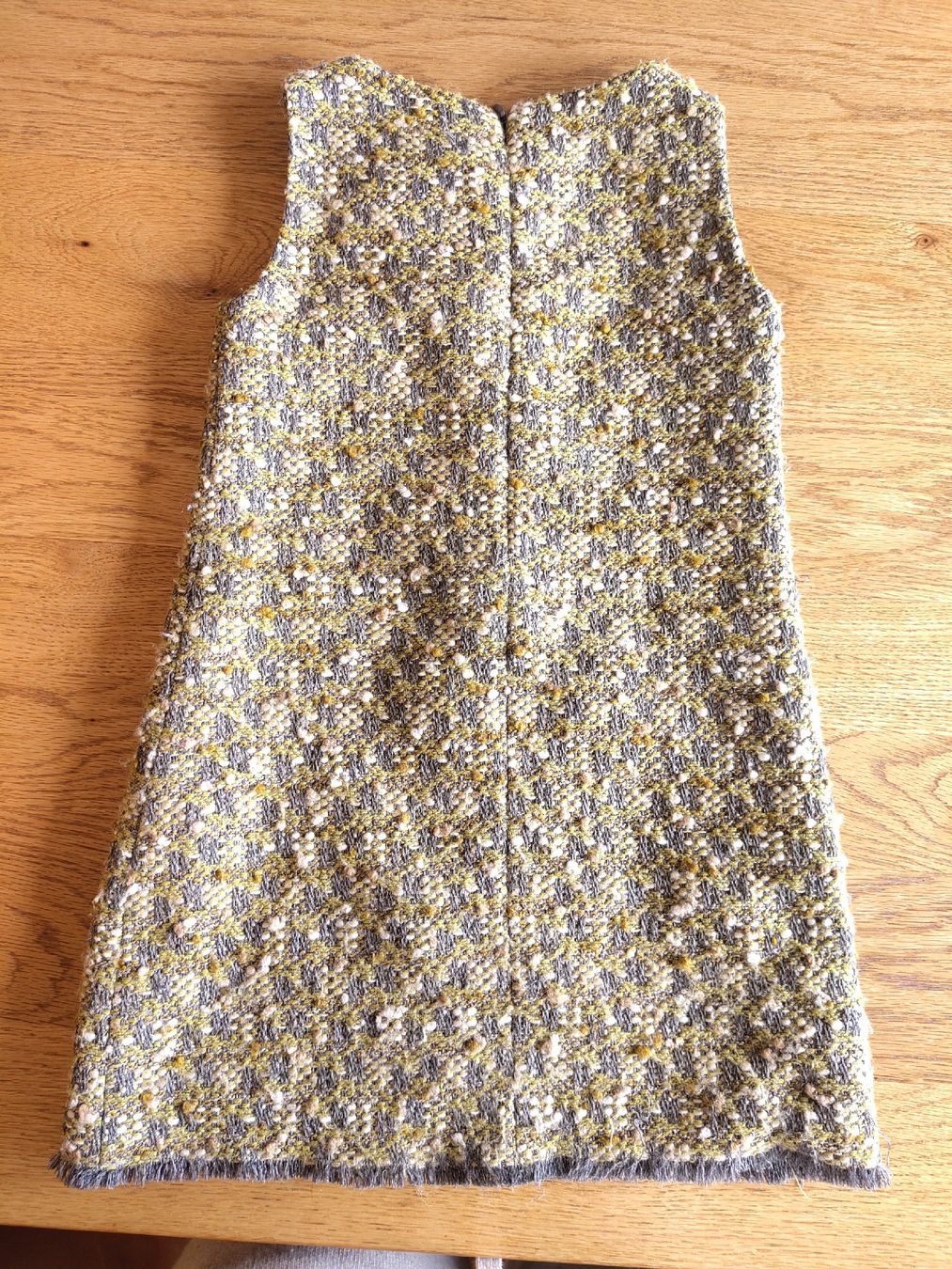 Vestiti & Gonne: Hübsches Tweed-Kleid Gr.104 – Usato da Genève venduto da Lenawi 6