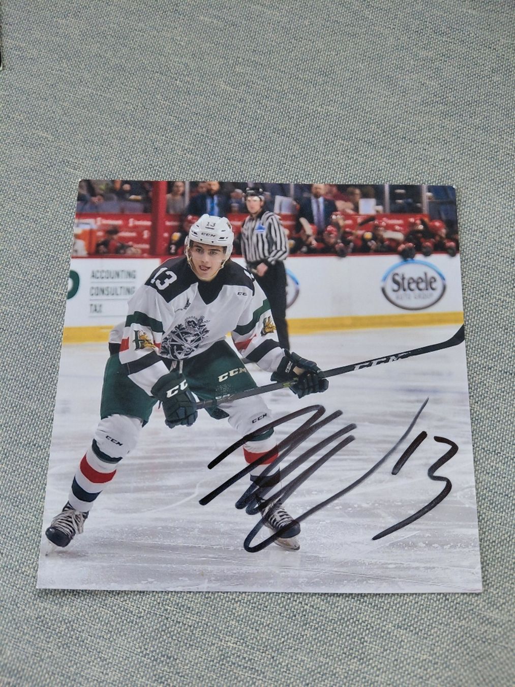 Autografi: Autogramm Nico Hischier – Usato da Schmerikon venduto da Olympia04