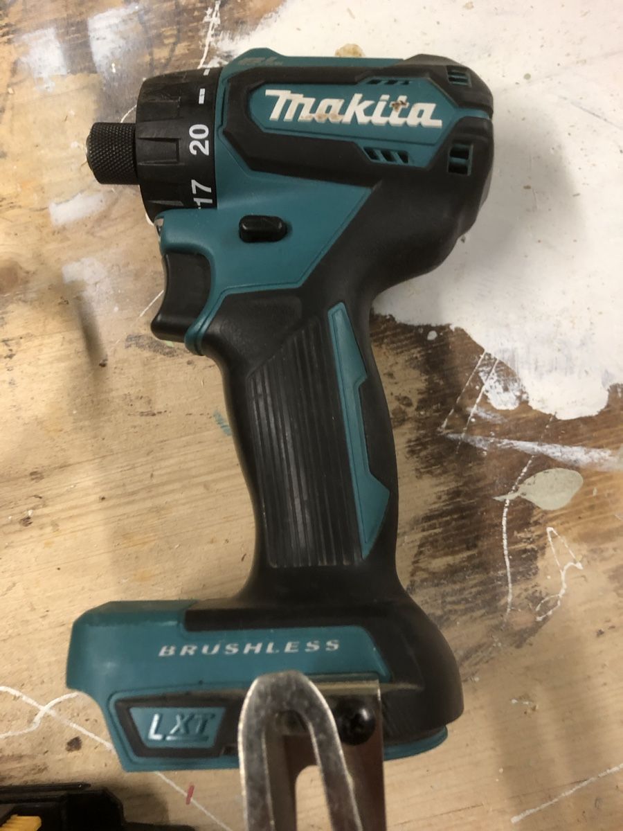 Makita Perceuses: Makita Akkuschrauber – D'occasion à Flüeli-Ranft par Holzwurm1988 1