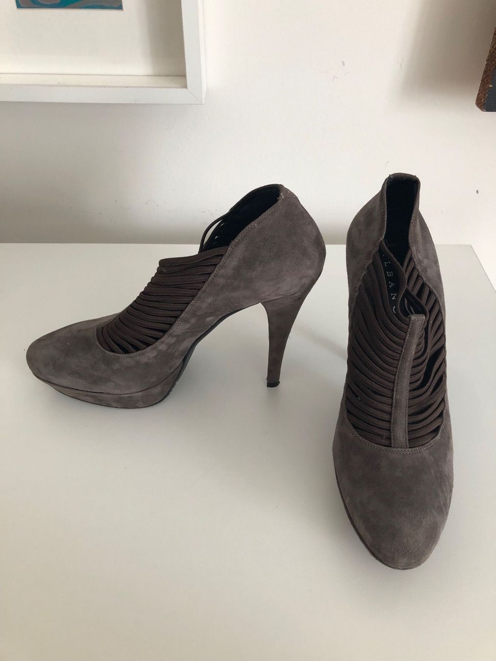 Damenschuhe: Vendo dècolletè marroni n.39 NUOVE. – Neu (gemäss Beschreibung) aus Mendrisio von cost.del