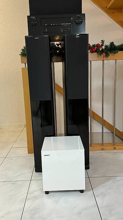 Home Cinema: HomeCinema SET – Usato da Oberweningen venduto da Zhcip