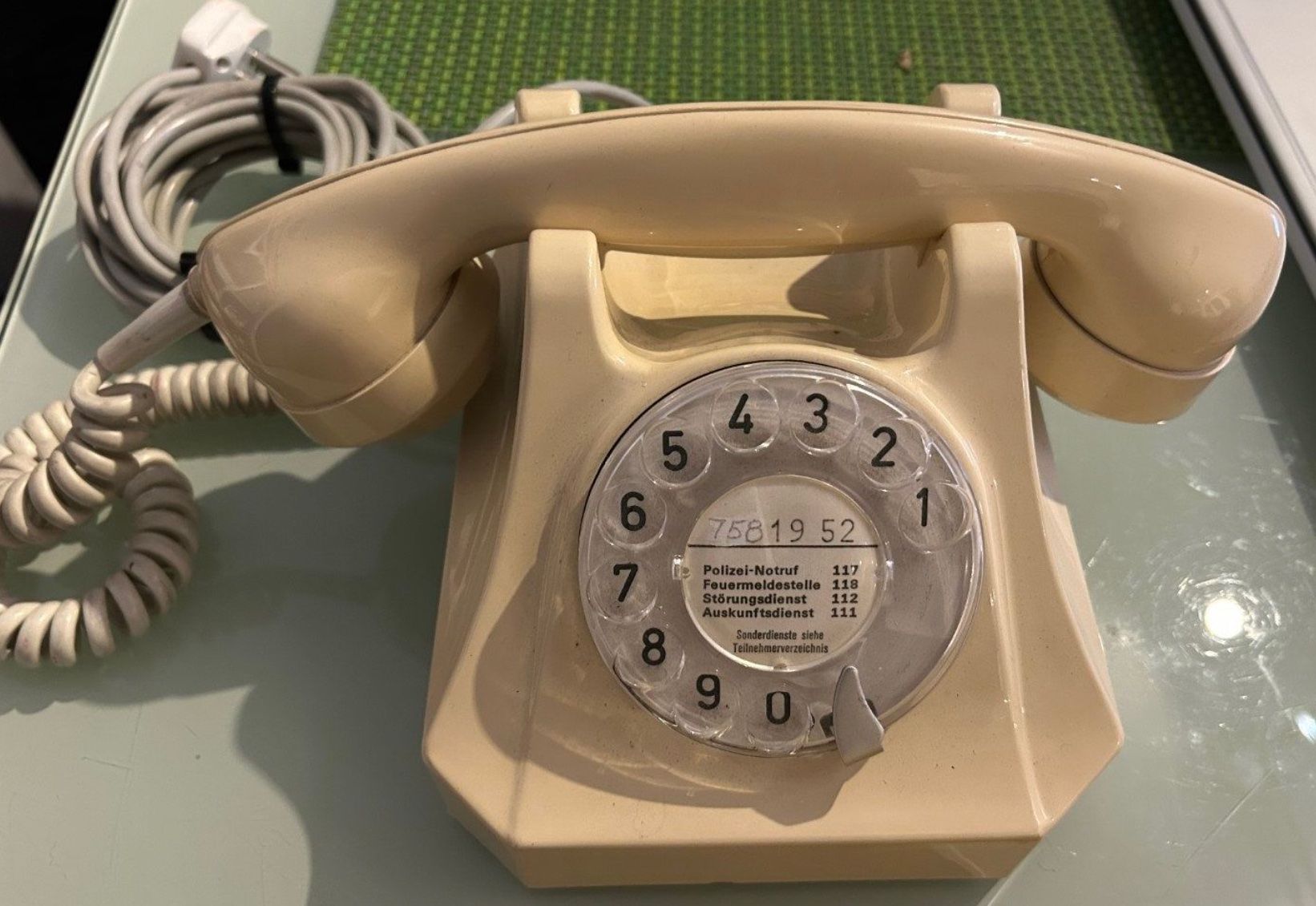 Telefoni: PTT Telefon Modell 50 – Usato da Pfäffikon ZH venduto da Illnau