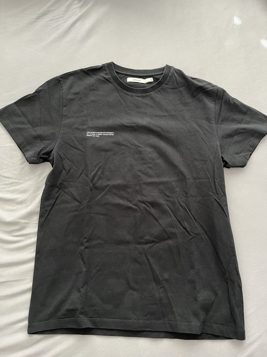 T-shirt: T-Shirt Pangaia Grösse S – Usato da Winterthur venduto da Davidloetscher