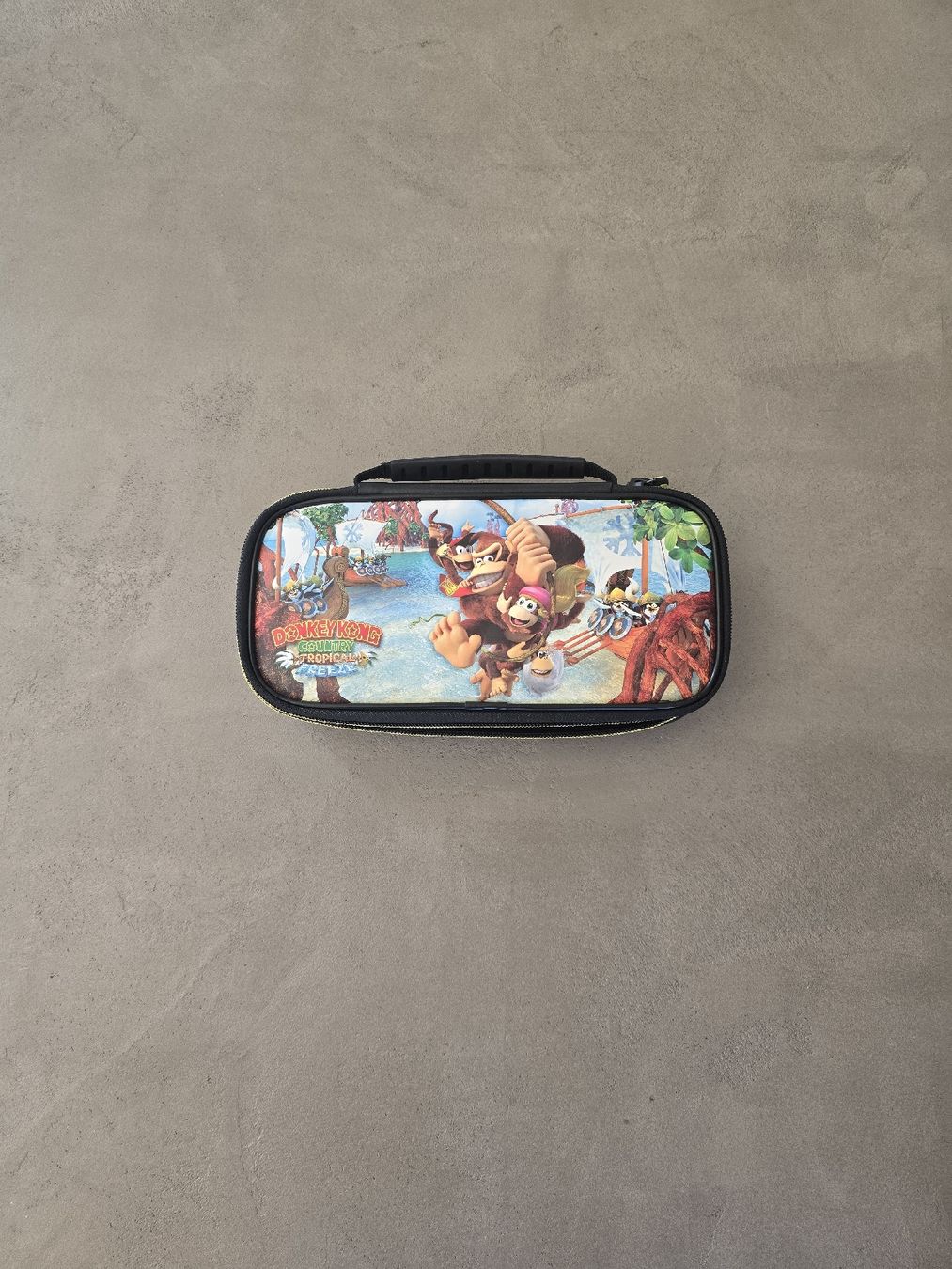 Nintendo Cover & Protezioni schermo: Hülle Nintendo Switch – Usato da Büron venduto da Liv7