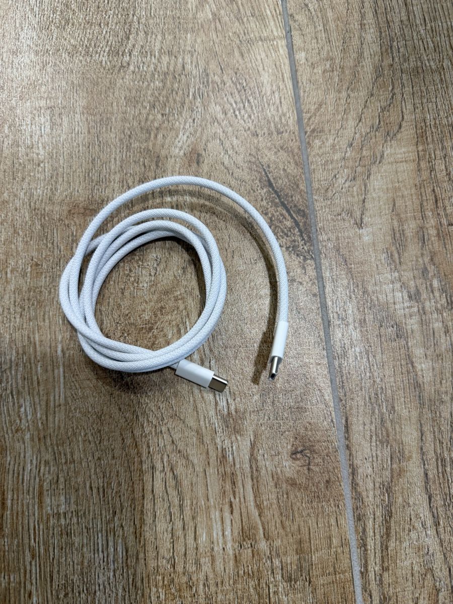 Apple Cavi: NEU USB-C to USB-C charging cable  – Nuovo (secondo la descrizione) da St. Gallen venduto da kka_l9wg