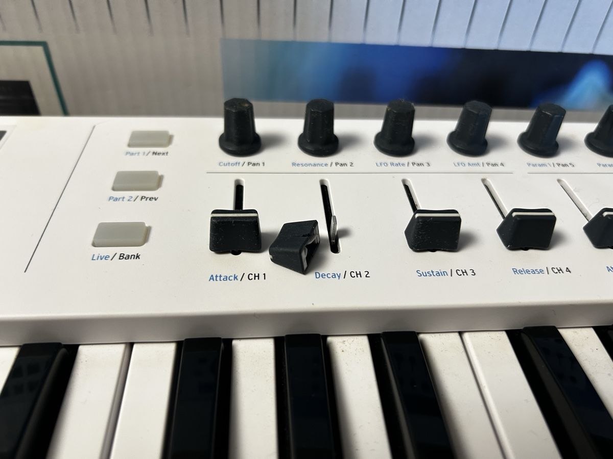 Arturia Instruments de musique: Arturia Keylab Essential49  – D'occasion à Winterthur par negrito02 4