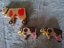 3 alte, Vintage Kühe aus Holz gebraucht