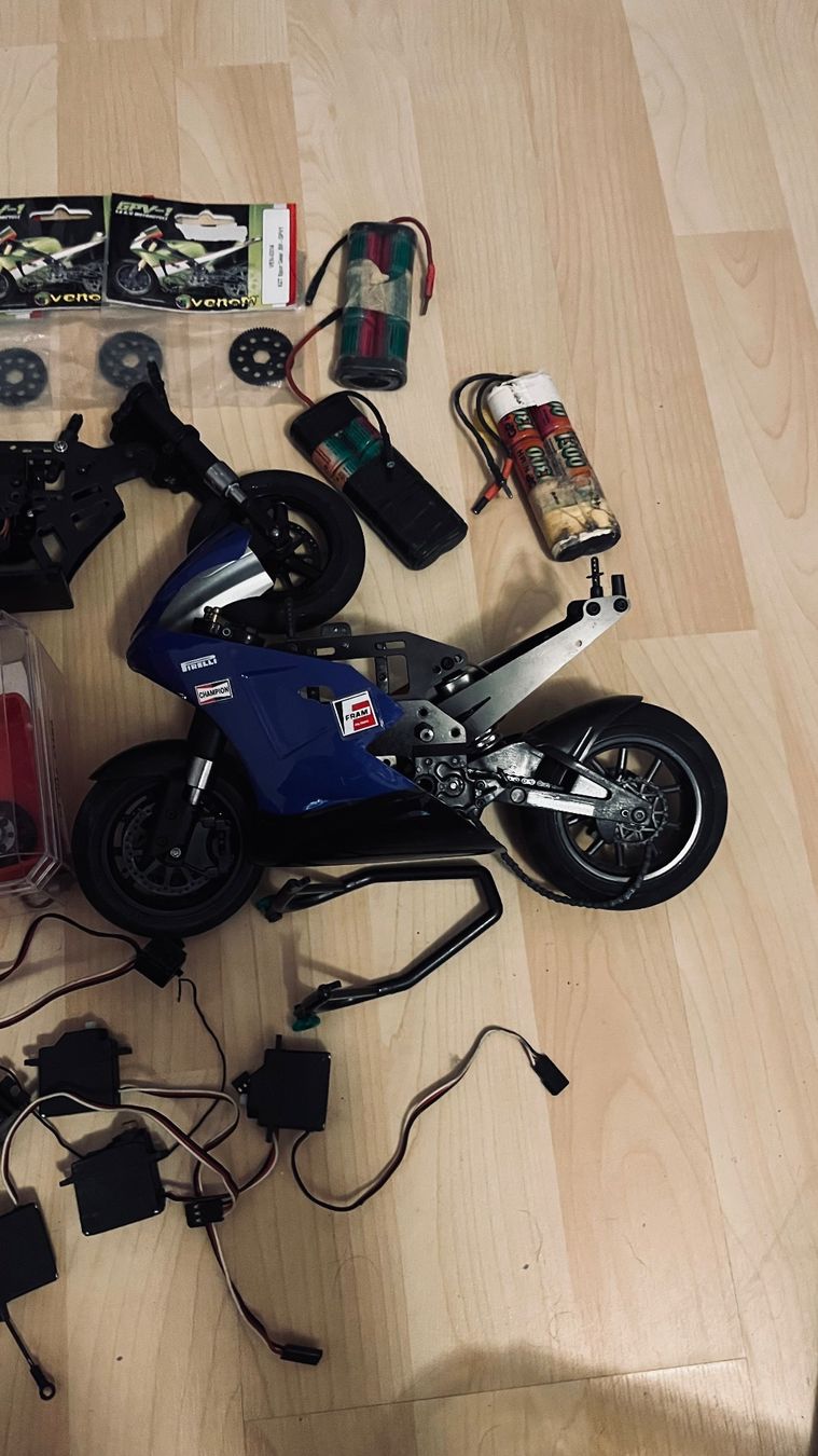 Modellismo RC: 1/8 Rc Bike Bastler – Difettoso da Lengnau BE venduto da DDC2013 4
