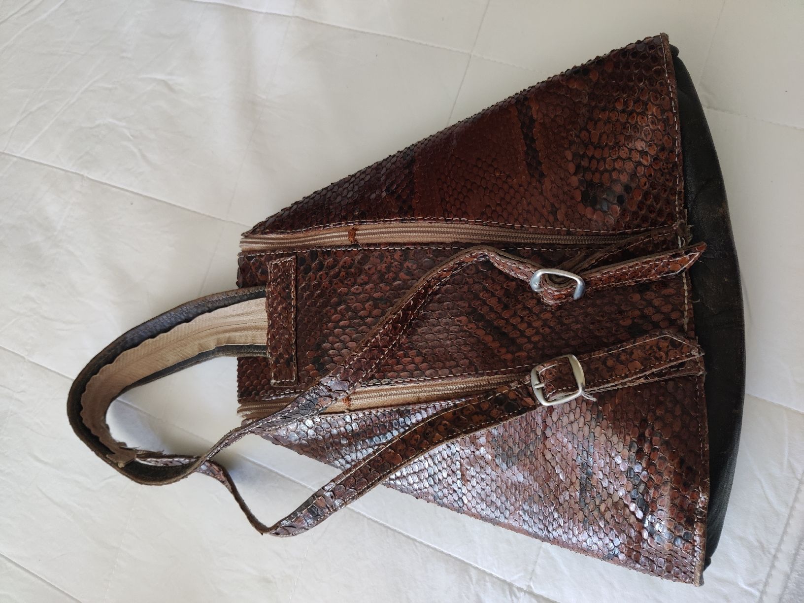 Borse da donna: Vintage Snake Backpack bag – Usato da Neirivue venduto da naz_z28w 3
