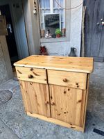 Holzkommode 