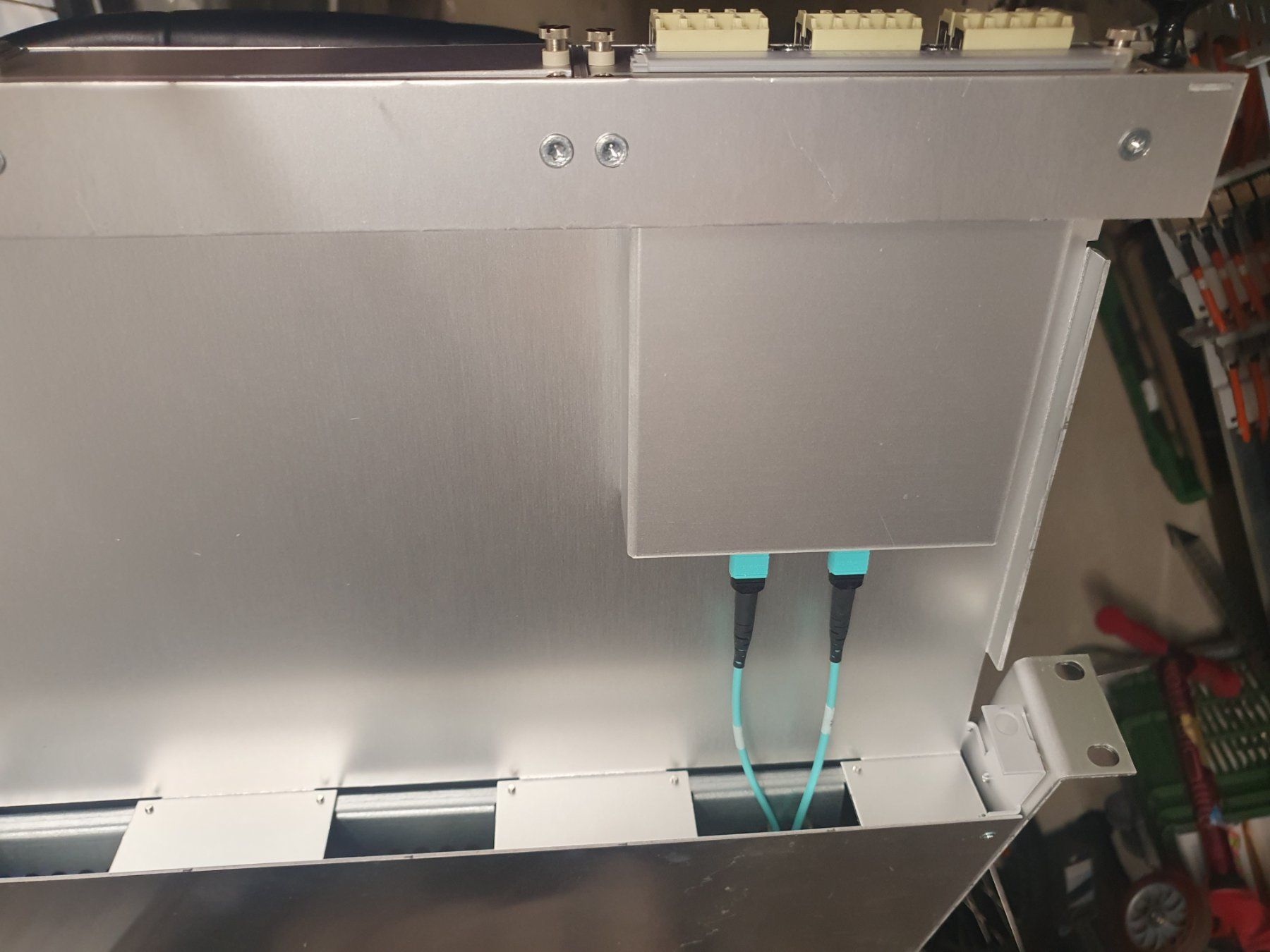 Racks & Ständer: LWL Patch-Panel 19" Patchpanel mit MTP Modul – Gebraucht aus Zürich von eymen20 2