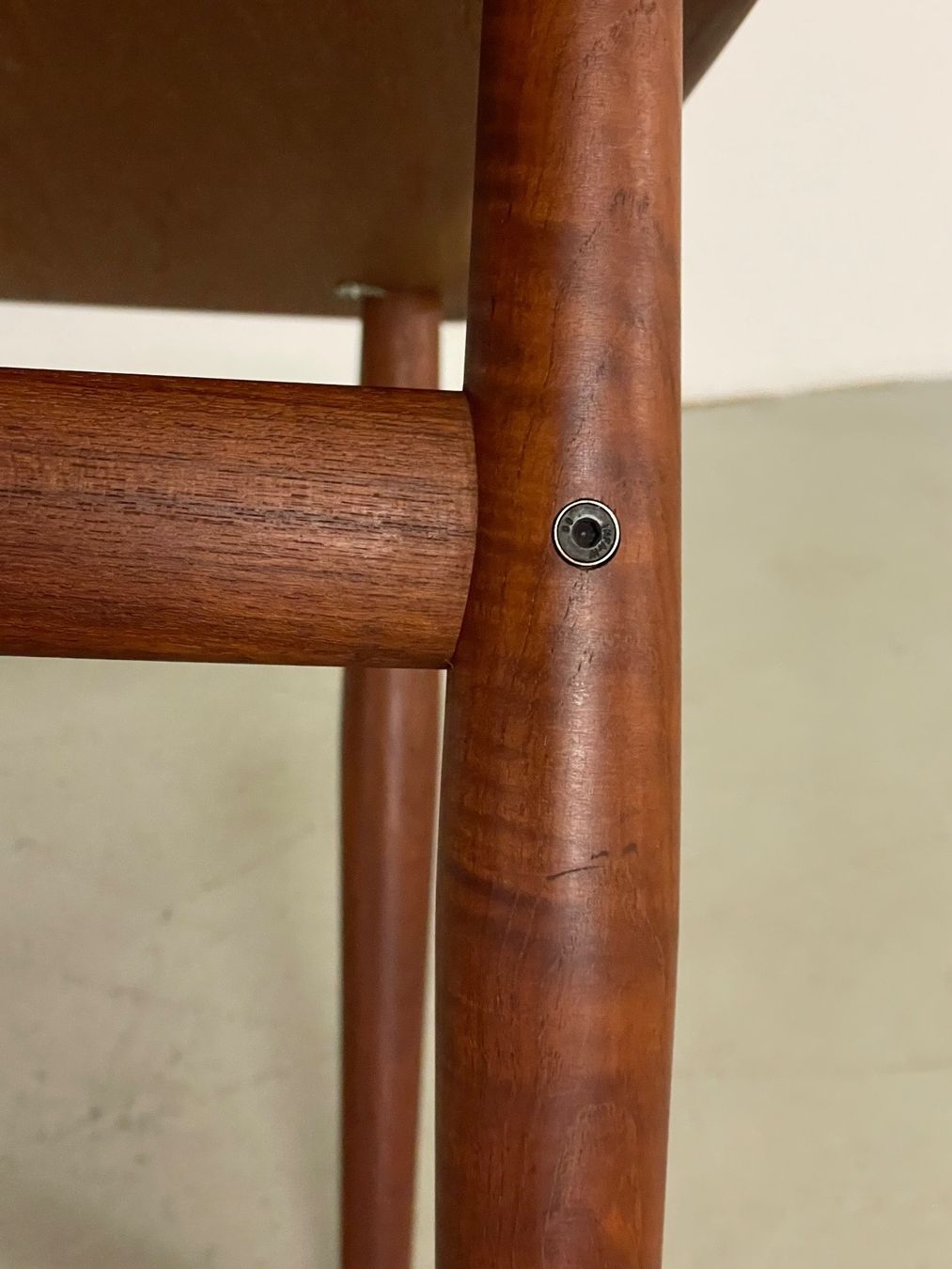 Tavoli: MidCentury Teak Sofatisch Grete Jalk 60s – Usato da Basel venduto da MidMod20C 6