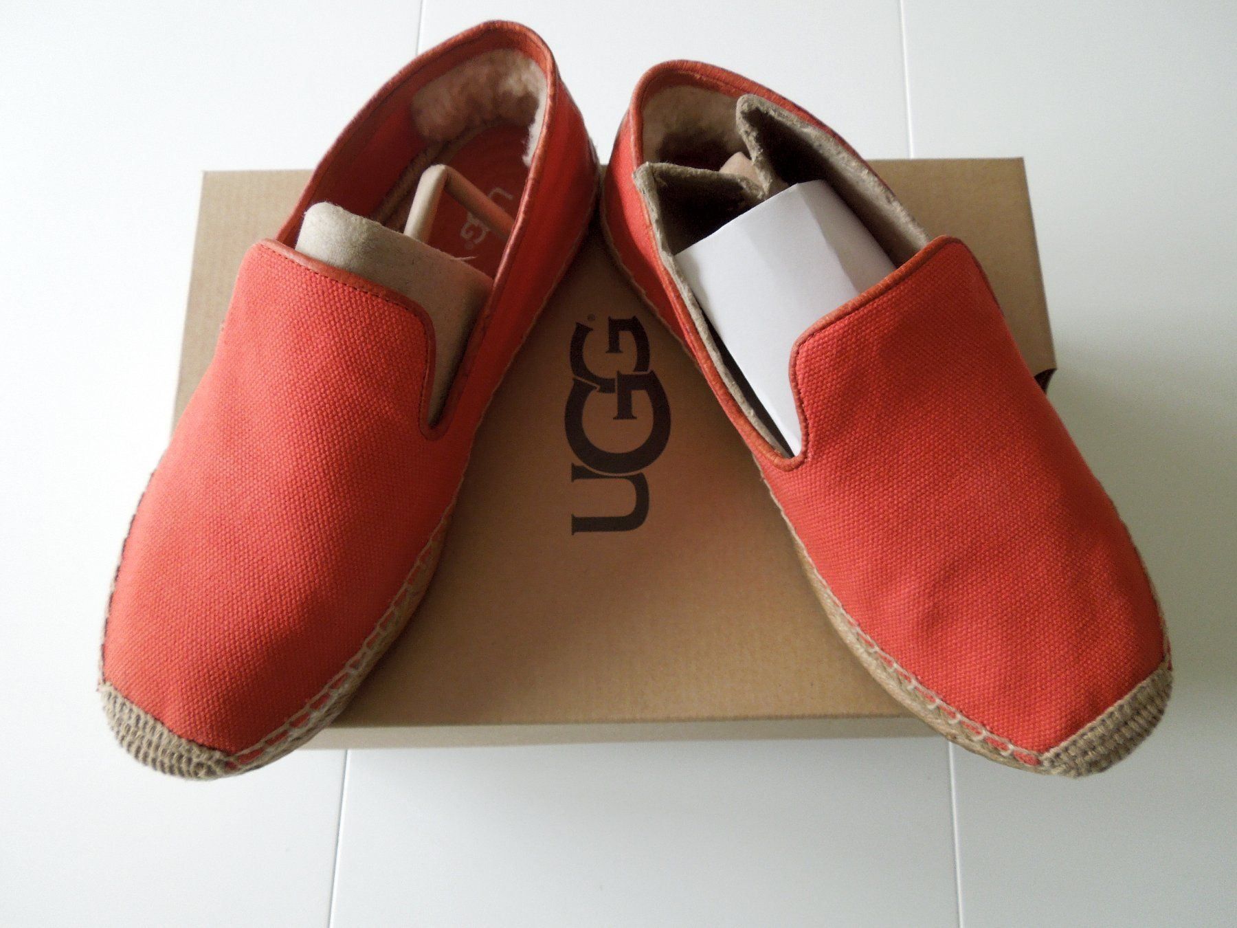 Ugg Scarpe da donna: UGG neue orange Espadrille Gr. 38 – Nuovo e nell'imballaggio originale da Meiringen venduto da luanik