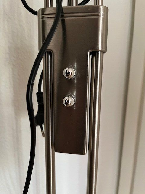 Lampade: Stehlampe – Usato da Brunnen venduto da radid 2