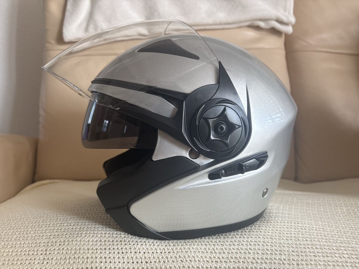 Helme & Visiere: Motorradhelm – Neu (gemäss Beschreibung) aus Sarnen von Pbri 2