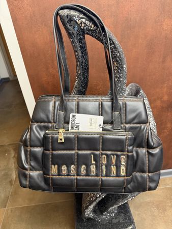 Love Moschino Tasche Schwarz Leder Optik Steppung NEU
