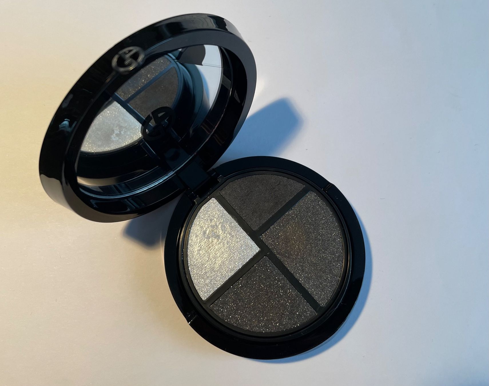 Armani Make-up: ARMANI Lidschatten Palette NP. 84.90 – Gebraucht aus Rüfenacht BE von Milena_1 5
