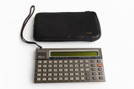 Sharp IQ 3100 Electronic Translator 1980er Vintage Computer