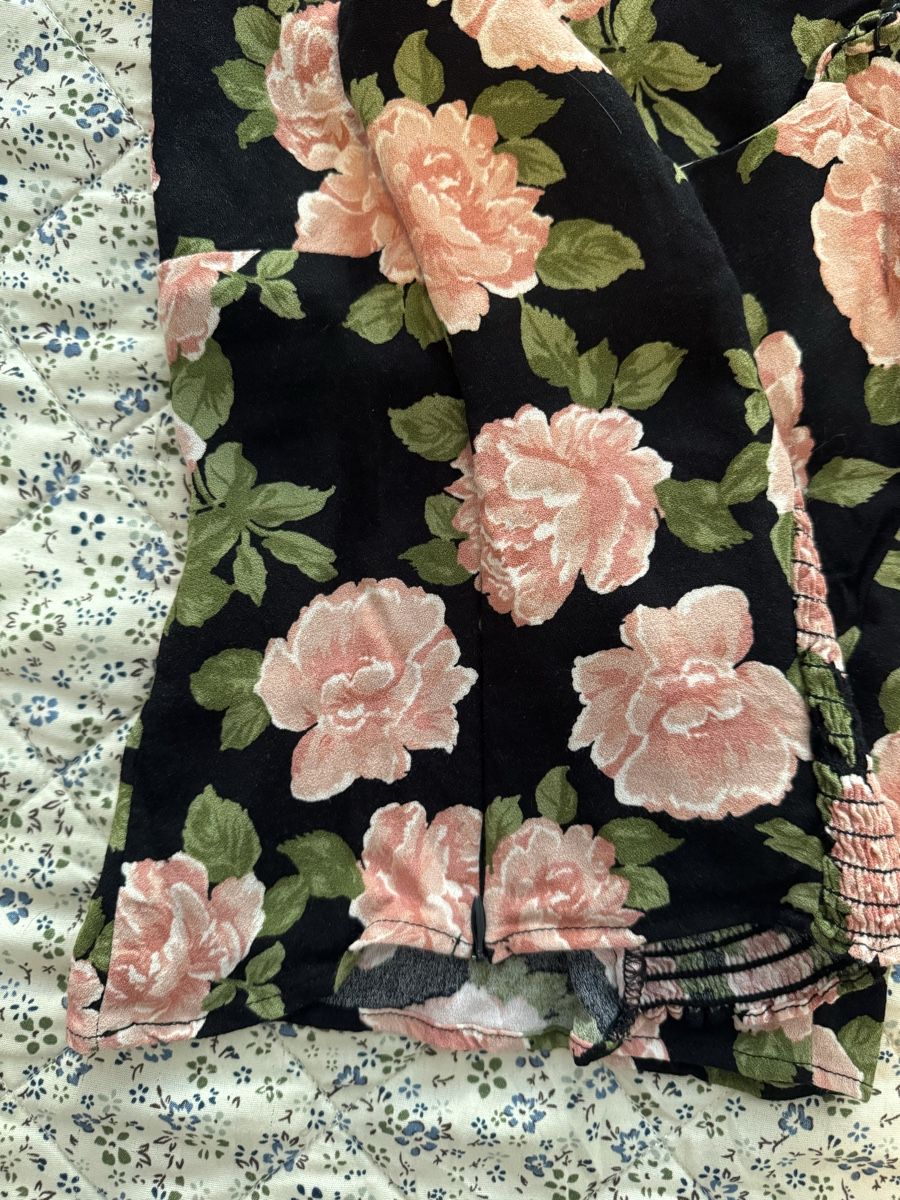 Reformation Tops: Reformation top – Gebraucht aus Aarau Rohr von ash_m7hq 2