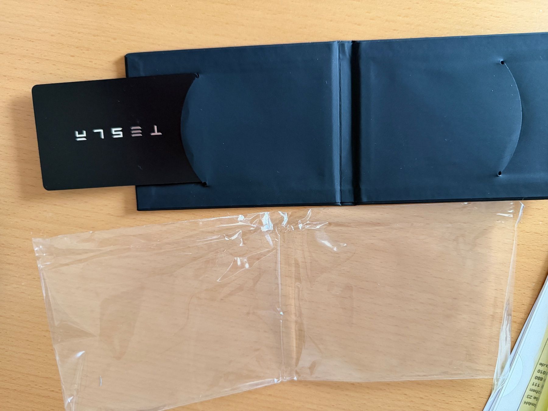 Chiavi: Tesla Schlüsselkarte mit Etui – Usato da Oftringen venduto da ste_mp2b 3