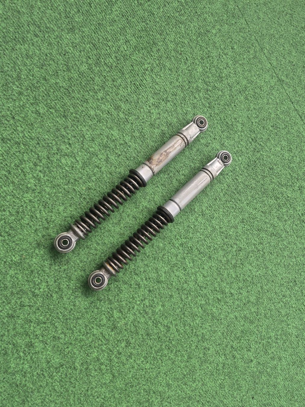 Puch Mofa-Ersatzteile: Puch Maxi S Stossdämpfer 30cm – Gebraucht aus Belp von intru 4