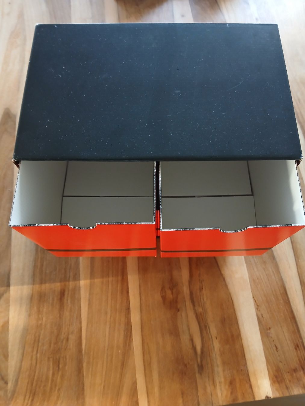 Baucontainer: Storage Box Red Black 4 Drawers Container good condition – Gebraucht aus Dübendorf von LoRi-2026 1