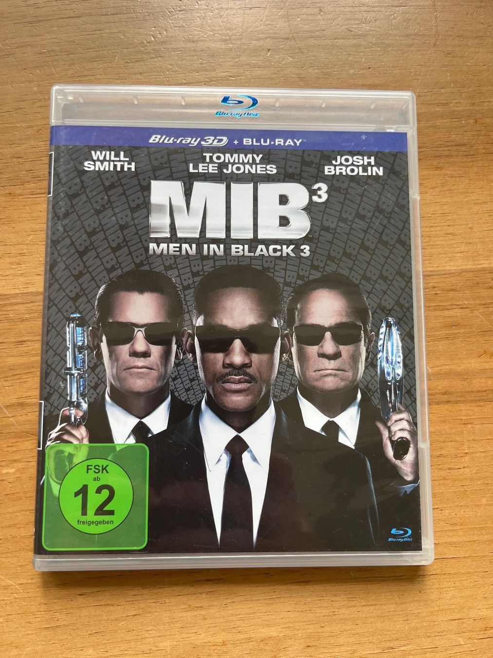Tutti i DVDs: Blu Ray Disc 3 D - MIB - Men in Black 3 – Nuovo (secondo la descrizione) da Stans venduto da scheuerc