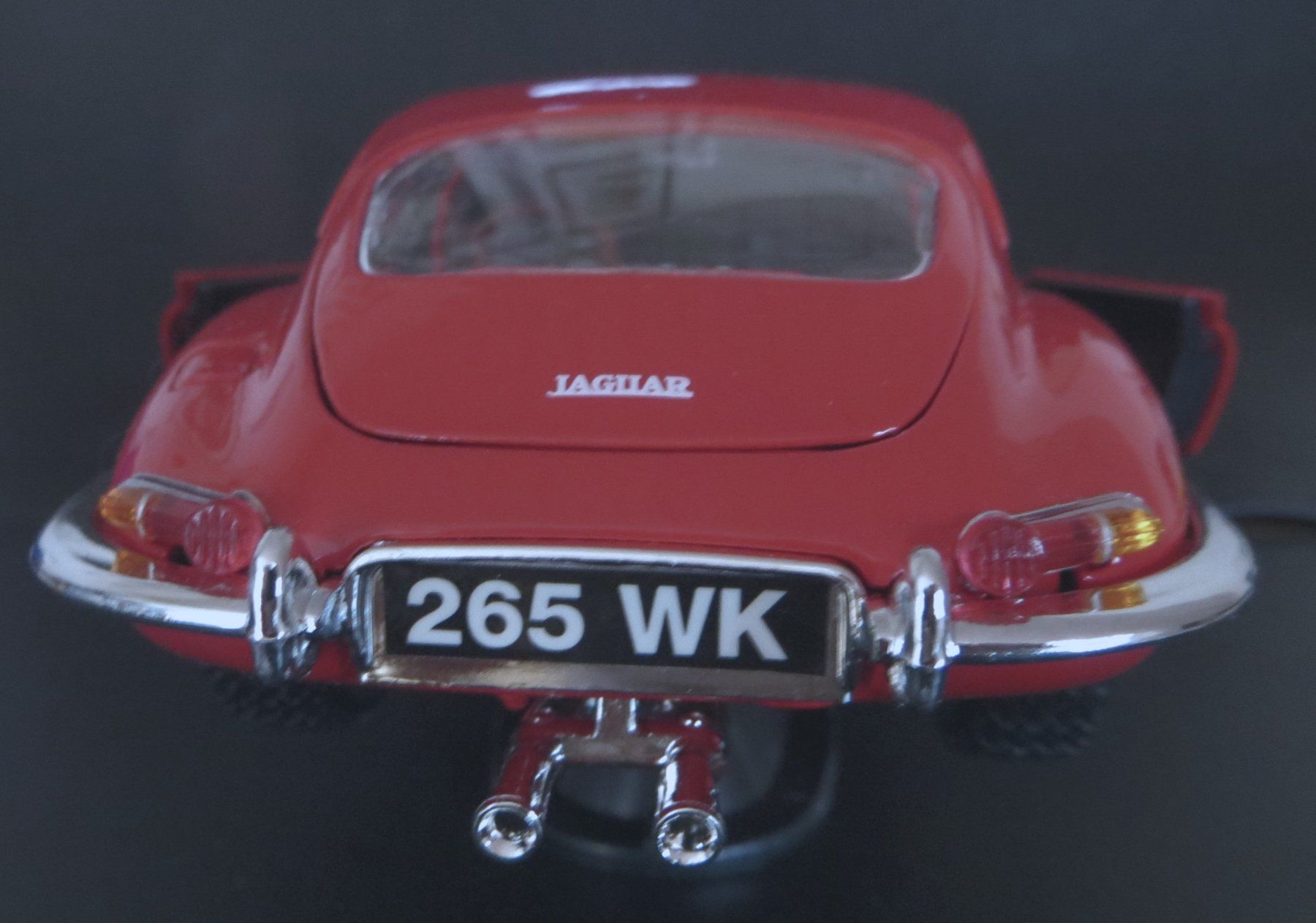 Bburago Modellini d'auto: Jaguar E-Type – Usato da Herisau venduto da Simonalb 3