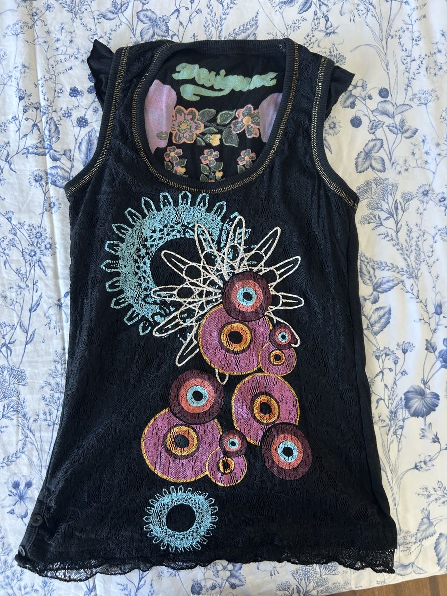 Desigual Tops: Desigual top – Neuf (Voir description) à Horgen par mar_9yv7