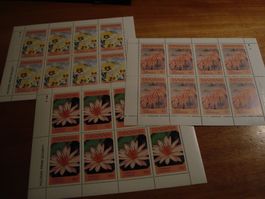 Tanzania, 3 Kleinbogen Blumen. ** um 1985