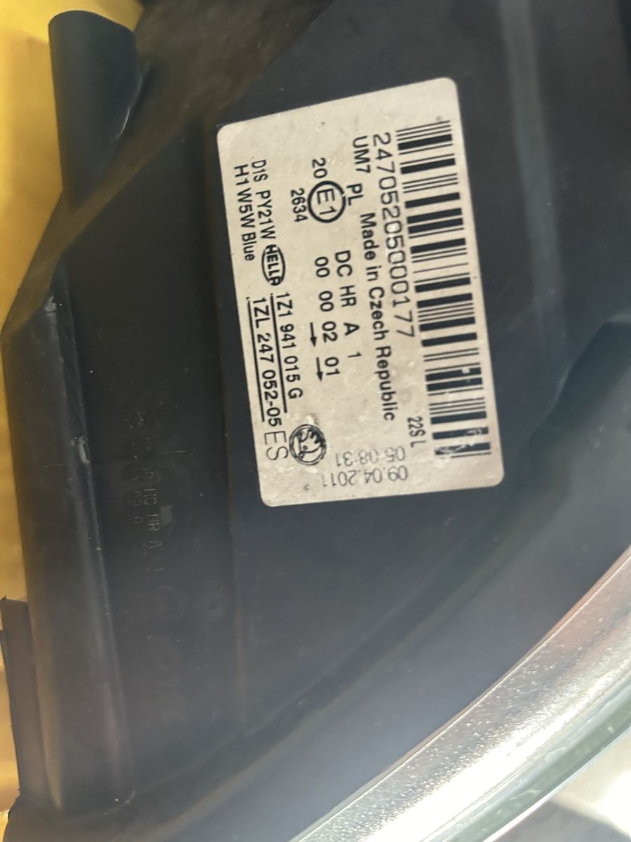 Fari: Scheinwerfer zu Skoda Scout bj 2011 – Usato da Präz venduto da Racer.98 4