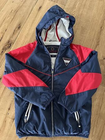 leichte Jacke Gr 128