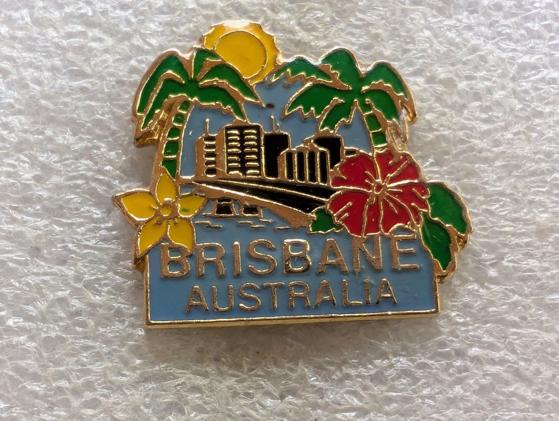 Plaketten & Abzeichen: Ansteckpin 188: Brisbane – Gebraucht aus Oppligen von Pin-Fall-Shop