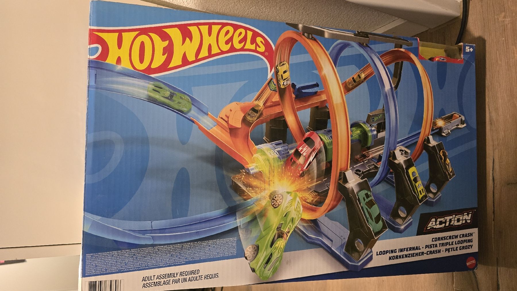 Hot Wheels Giocattoli: Hot Wheels Loop-Looping-Bahn Korkenzieher-Crash neuwertig – Usato da Kriens venduto da Humali 1