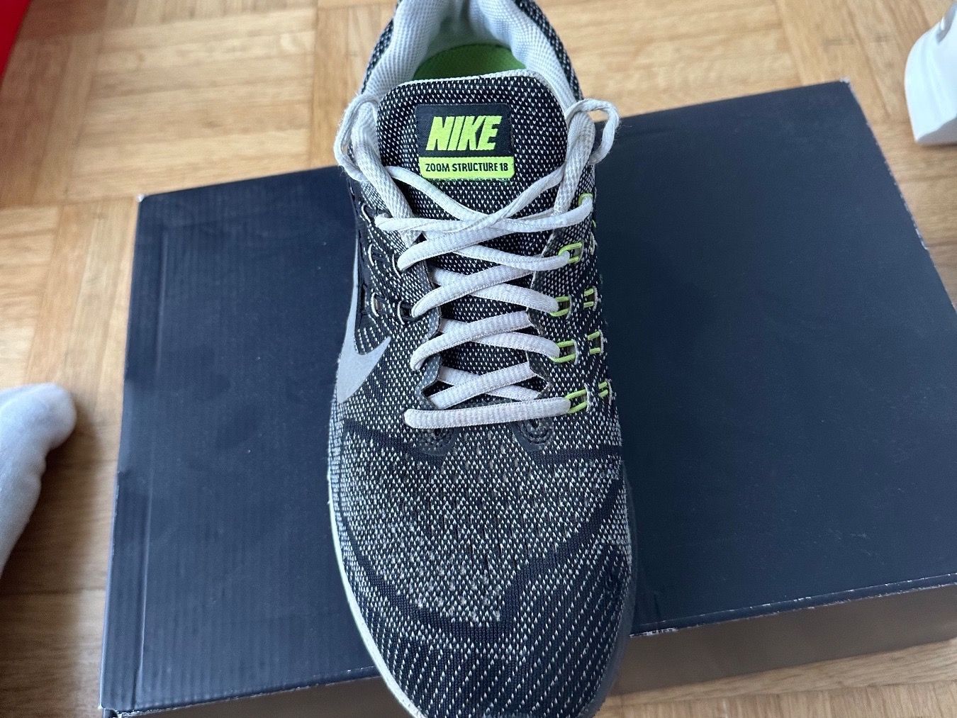 Scarpe da uomo: Joggingschuhe Nike – Usato da Basel venduto da ari_qn6c