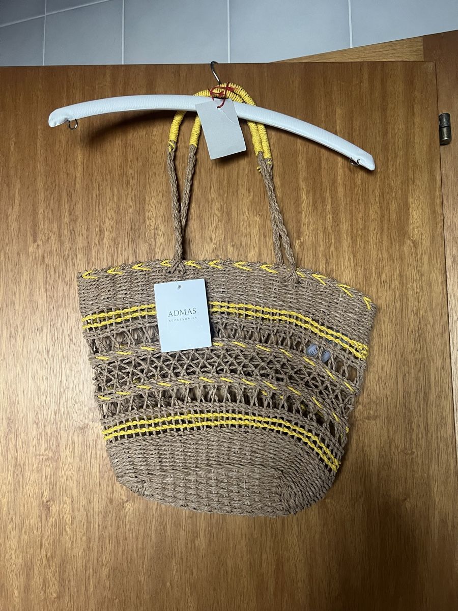Sacs femmes: Neuf sac paille – Neuf avec emballage d'origine à Lugnorre par cla_j6bq